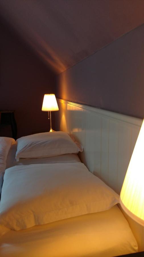Bonbon Chambre D'Hotes Saint-Julien-de-Lampon 外观 照片