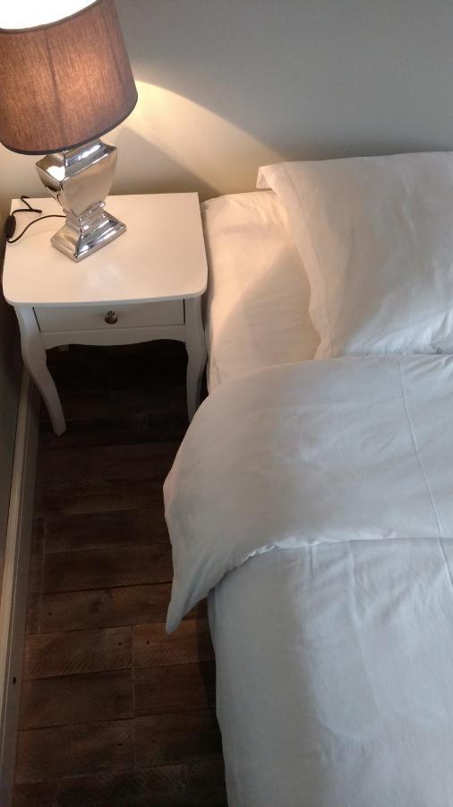 Bonbon Chambre D'Hotes Saint-Julien-de-Lampon 外观 照片