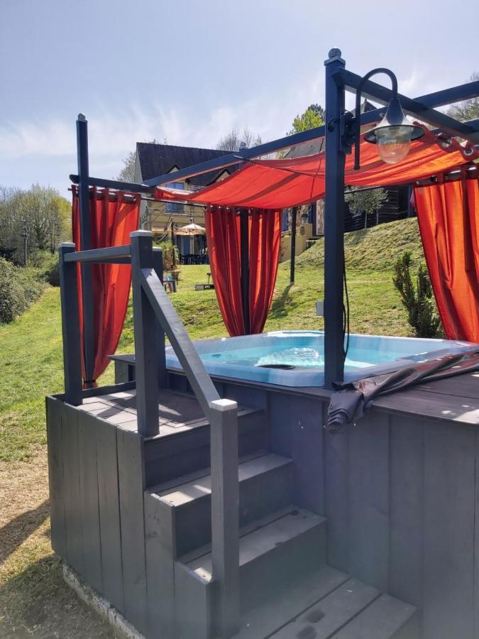 Bonbon Chambre D'Hotes Saint-Julien-de-Lampon 外观 照片