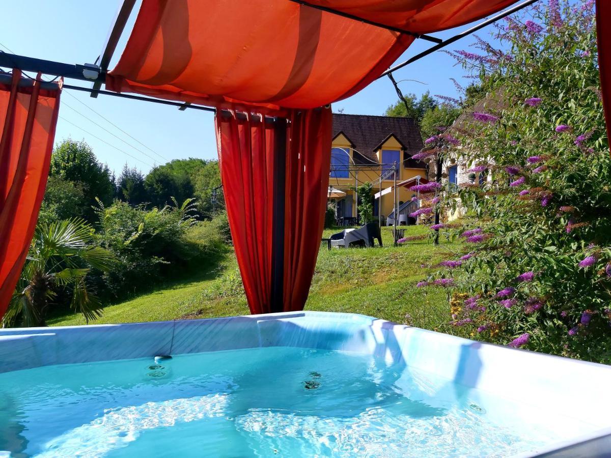 Bonbon Chambre D'Hotes Saint-Julien-de-Lampon 外观 照片